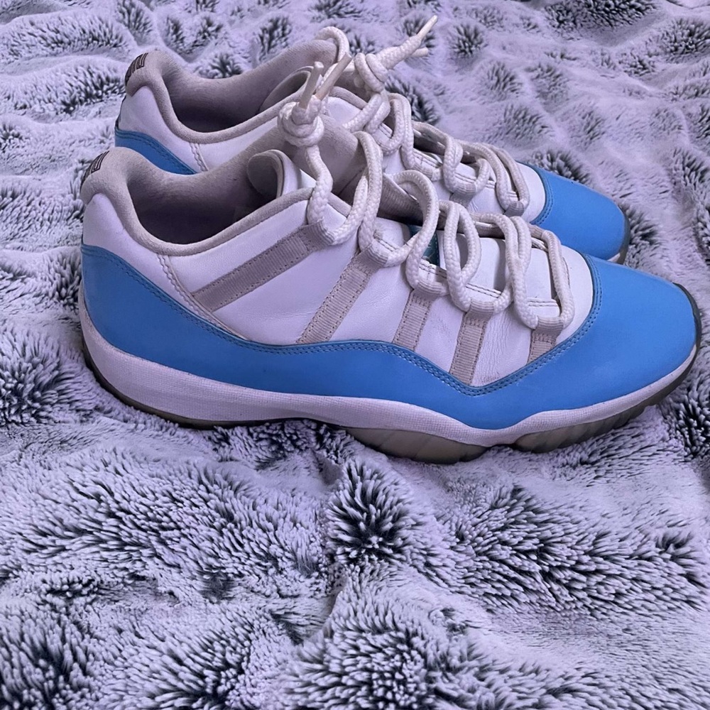 Jordan 11 unc